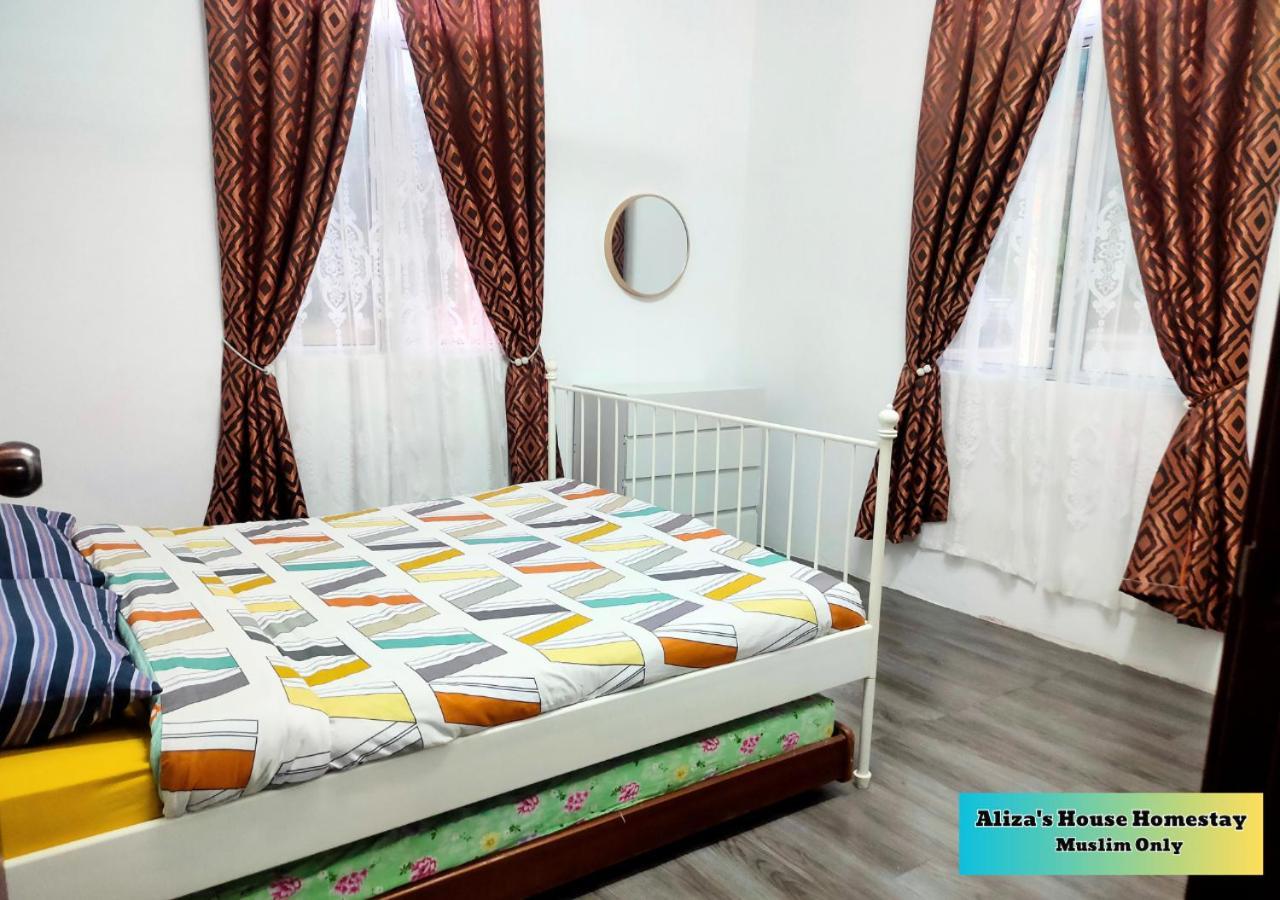 Aliza'S House Homestay Pd Mini Bungalow Port Dickson Zewnętrze zdjęcie